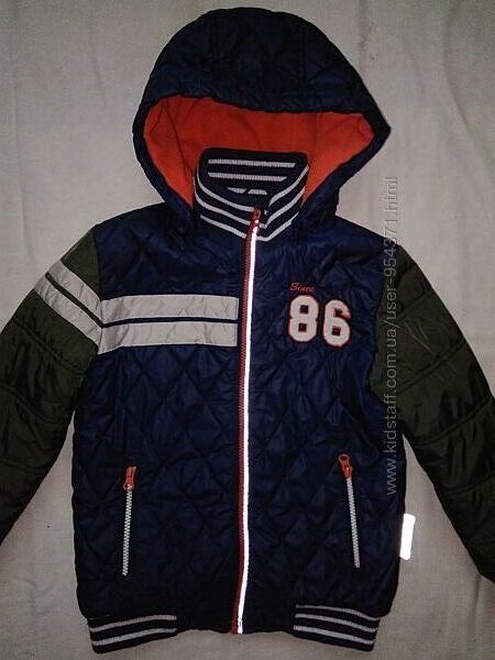 Стеганная деми куртка на 8лет р.128