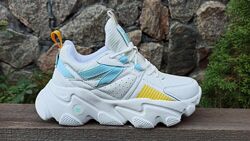 Акция кроссовки женские весна осень baas р. 37 38 39