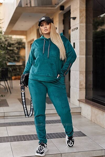 Жіночий велюровий костюм. Розміри вiд 50 до 64 