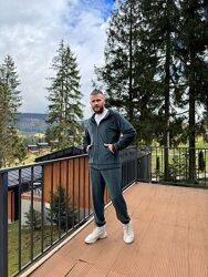 Чоловічий велюровий костюм 