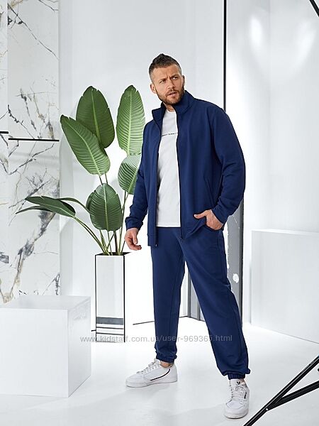 Чоловічий спортивний костюм, двонитка пеньє