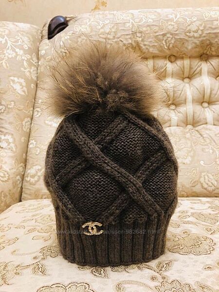 Шапка женская с натуральным мехом