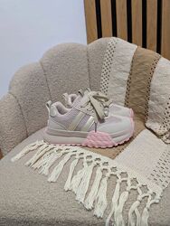 Кросівки для дівчат 