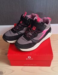 Кросівки Garvalin, р.33, устілка 22 см