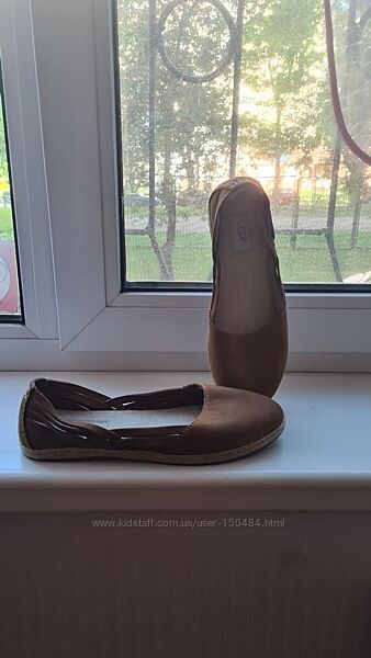 Туфлі UGG