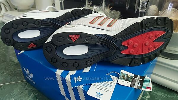 Кросiвки Adidas, оригiнал з Англii