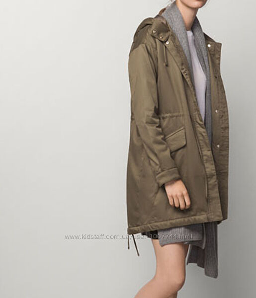 Жіноча парка Massimo Dutti