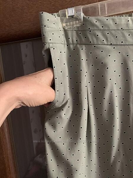 Шикарні легенькі штани marks&spenser 16/xl 