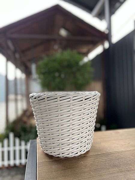 Белое кашпо 5л