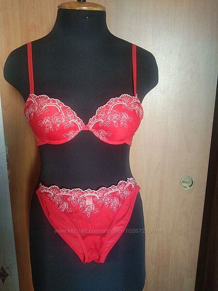 Комплект нижнего белья 70В Италия