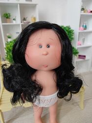 Лялька з довгим волоссям Mia Nines dOnil без одягу, 30 см