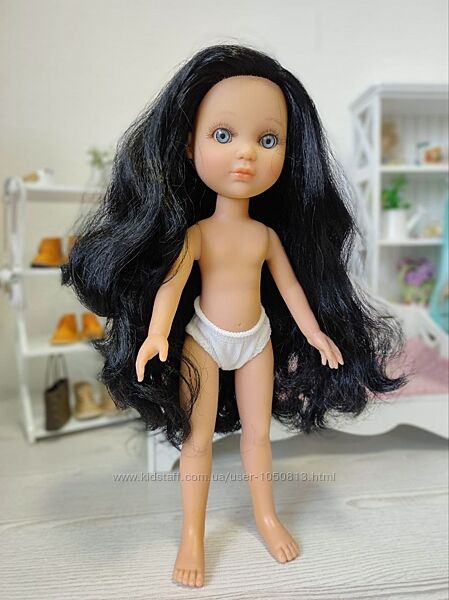Лялька на шарнірному та звичайному тілі Eva Berjuan брюнетка, без одягу,35с