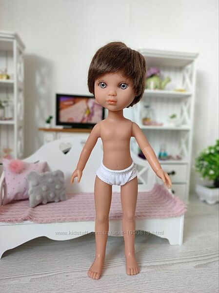 Вінілова лялька хлопчик брюнет з коротким волоссям Eva Berjuan без одягу,35