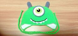 Тепла шапочка Монстрик, на флісі, ручна робота.