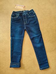 Утеплені джинси для дівчат на флісі, р.134на 128см, Угорщина 