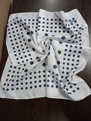 #4: Білий/т.сині горохи