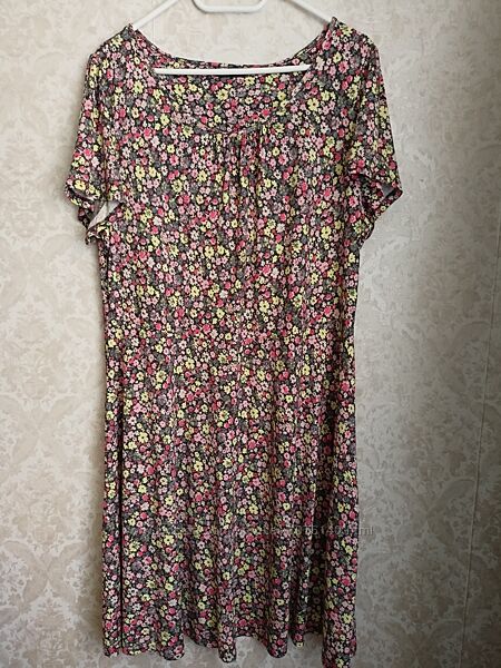 Гарна літня сукня з квітами від бренду M&S Collection