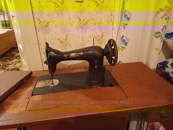 zinger стара німецька швейна машинка