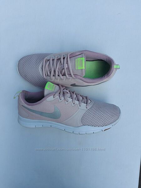 Кросівки Nike р.40