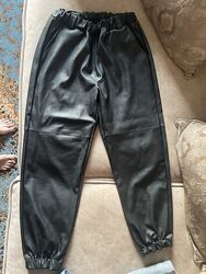Стильные брюки джогеры кожа 