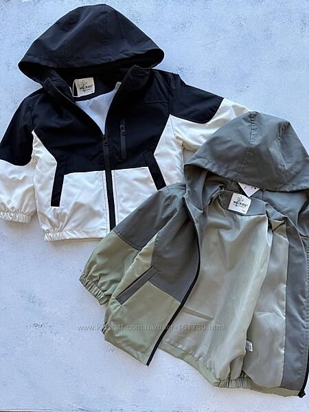 Стильна вітровка для хлопчиків