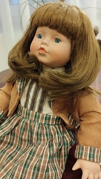 Немецкая коллекционная кукла Девочка Красотка. Высота-42см. Германия.