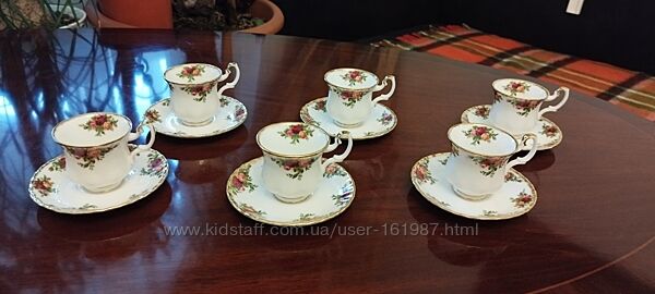 Шикарный английский чайно-кофейный сервиз Old Country Roses, Royal Albert