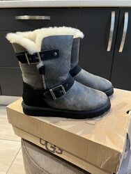 Угги дуже класні Оригінал Розмір 35