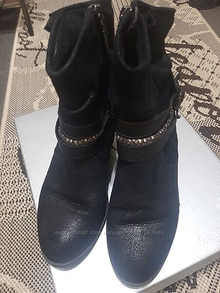 Черевички жіночі. 