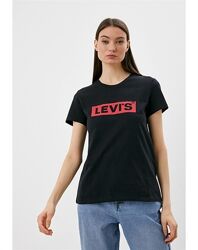 Футболка чорна жіноча levi&acutes .