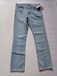 C&A. Мужские стрейчевые джинсы голубые.