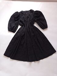Primark. Чёрное платье с объемными рукавами. 46-48 размер.
