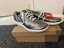 Clarks Нові 39р