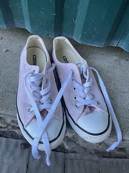 Кеди жіночі 37 розміру