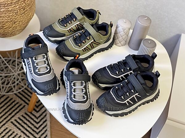 Кросівки від Clibee