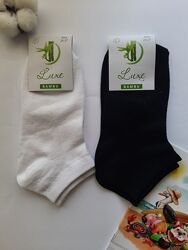Шкарпетки жіночі короткі в сітку однотонні