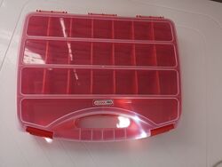 Пластиковый чемодан органайзер для мелочей Алеана