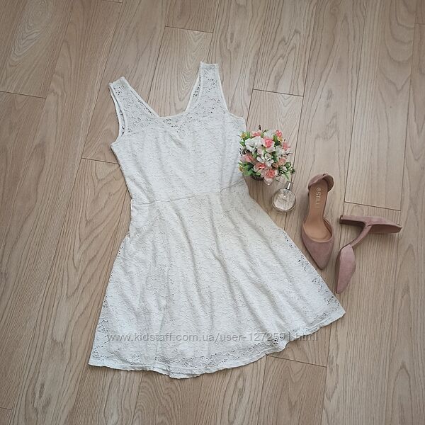 Летнее белое ажурное платье