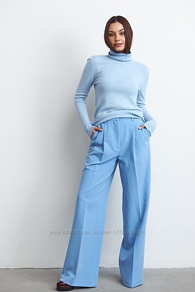 Zara небесно голубые брюки zara зара штаны классические костюмные свободног