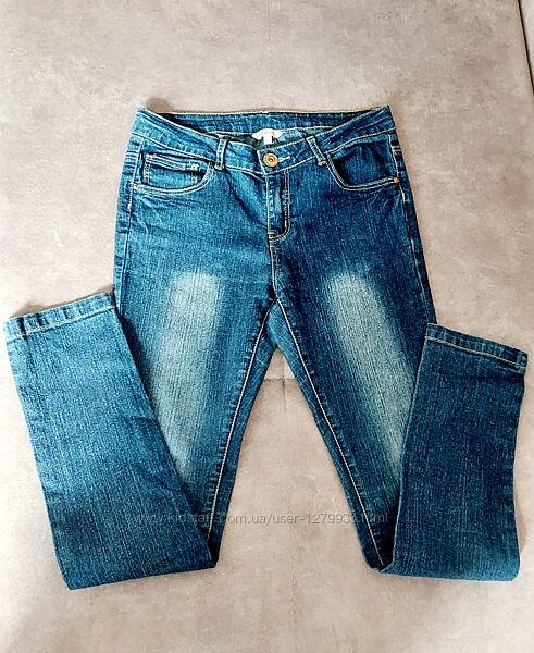 Стильные фирменные джинсы на девочку 12-13 лет