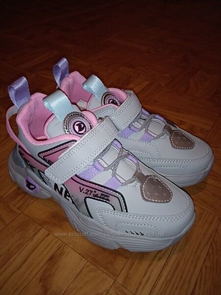 Кроссовки на девочку