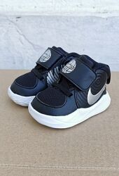 Кожаные детские кроссовки Nike Team Hustle 17 р стелька 10 см Оригинал
