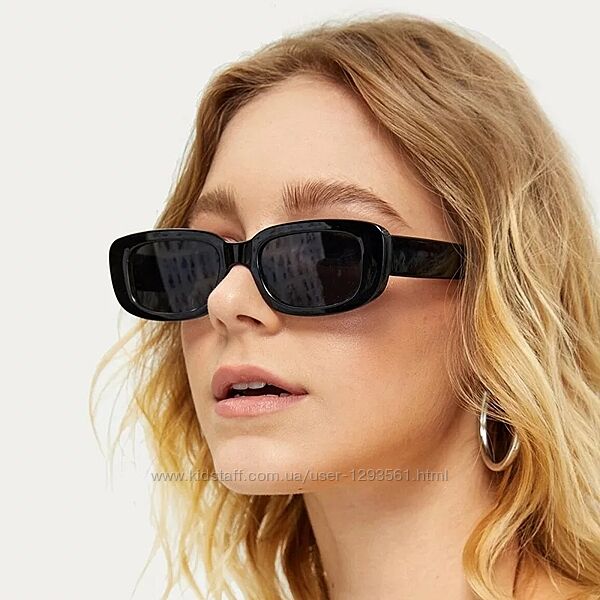 Чорні сонцезахисні окуляри черные солнцезащитные очки прямоугольные небольш