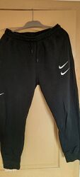 Чоловічі штани спортивні фірми Nike в розмірі М