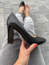 Туфлі жіночі D and V 9531 чорні весна-осінь, шкіра натуральна 2246 36р.37р.