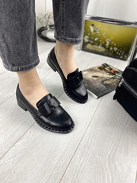 Туфлі жіночі Sothby ´s M-595/2 чорні весна-осінь шкіра натуральна