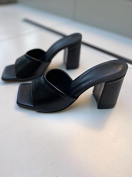 Шльопанці жіночі ARLEN Ш-Амина чорні літо, шкіра натуральна 4878 36-40