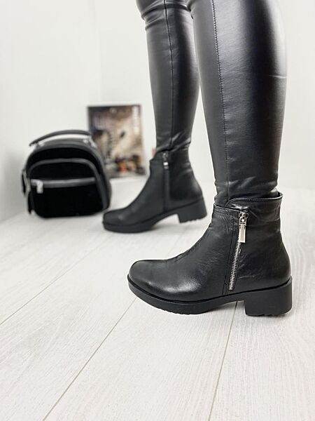 Черевики жіночі D and V 2003 чорні зима, шкіра натуральна 2193