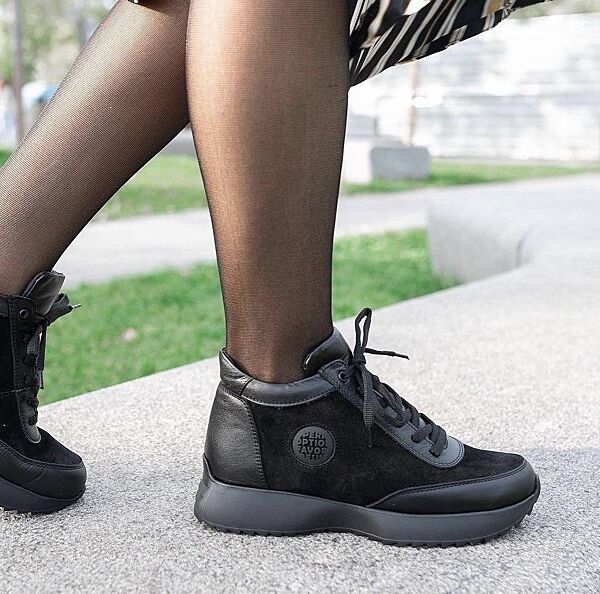 Кросівки жіночі MASIS C600 чорні зима, шкіразамша натуральна 5299 лише 40р.