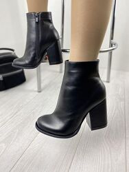 Черевики жіночі SANTINI 953652-11 чорні весна-осінь, шкіра натуральна 3105